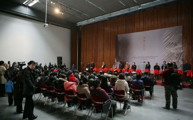 静静的书写——法国画家Franck DUMINIL（费兰克·杜米尼勒）与中国画家丈木先生的对话展开幕
