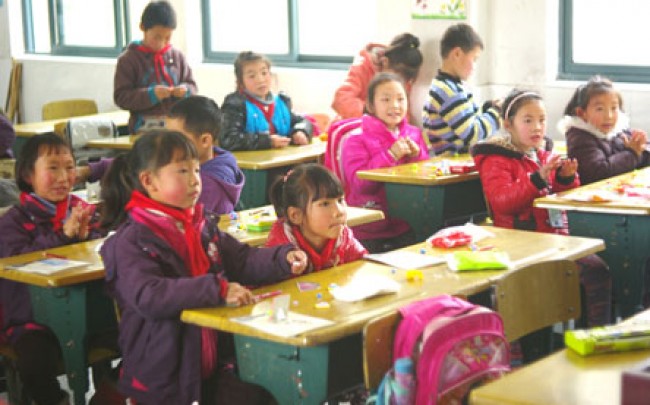 传递正能量  关爱民工子弟学生——与江北裘市小学心连心