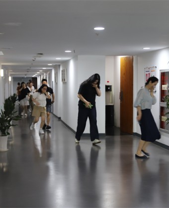筑牢安全防线 守护平安场馆 | 宁波美术馆开展消防应急演练