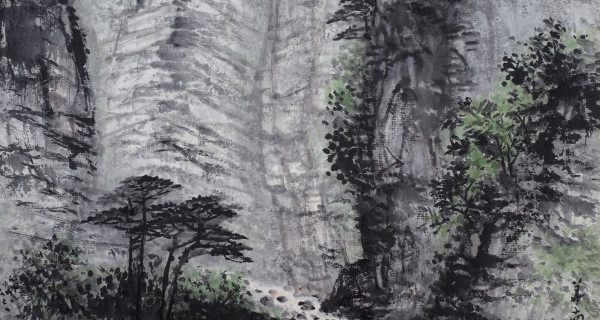 峡谷泉流